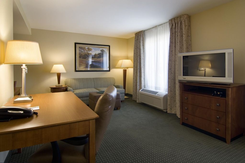 Larkspur Landing Extended Stay Suites St Louis Riverport Меріленд-Гайтс Номер фото